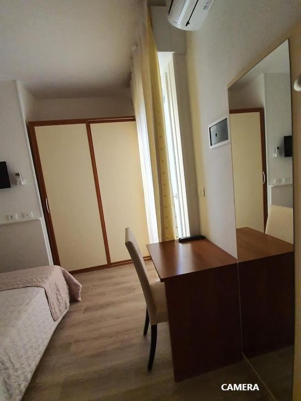 B&B Airone Cervia - Camere E Appartamenti Ngoại thất bức ảnh