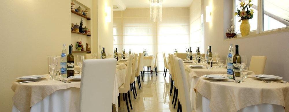 B&B Airone Cervia - Camere E Appartamenti Ngoại thất bức ảnh