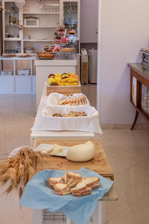 B&B Airone Cervia - Camere E Appartamenti Ngoại thất bức ảnh