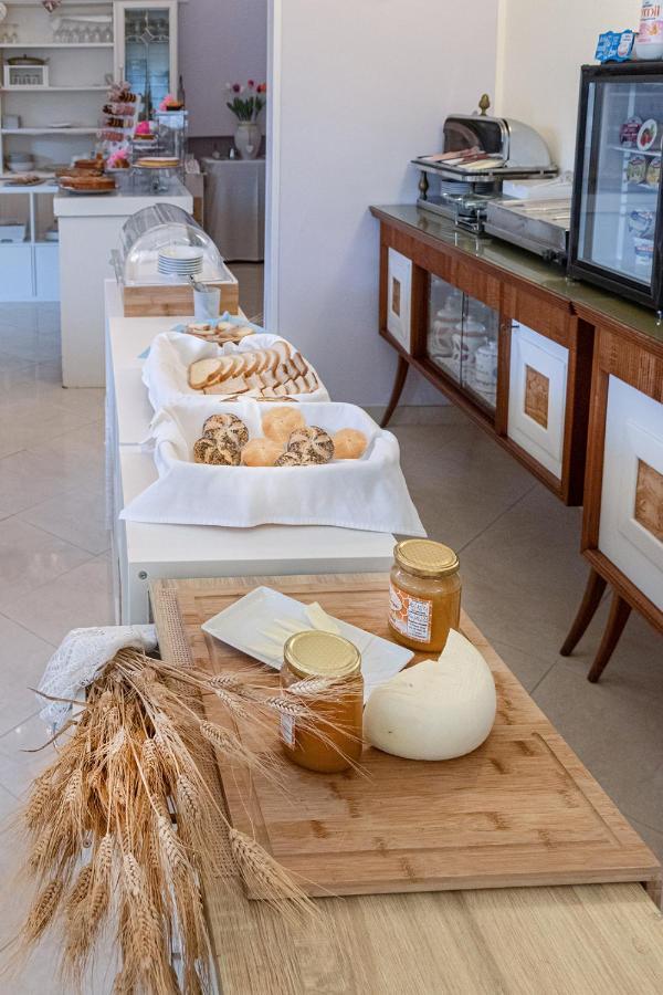 B&B Airone Cervia - Camere E Appartamenti Ngoại thất bức ảnh