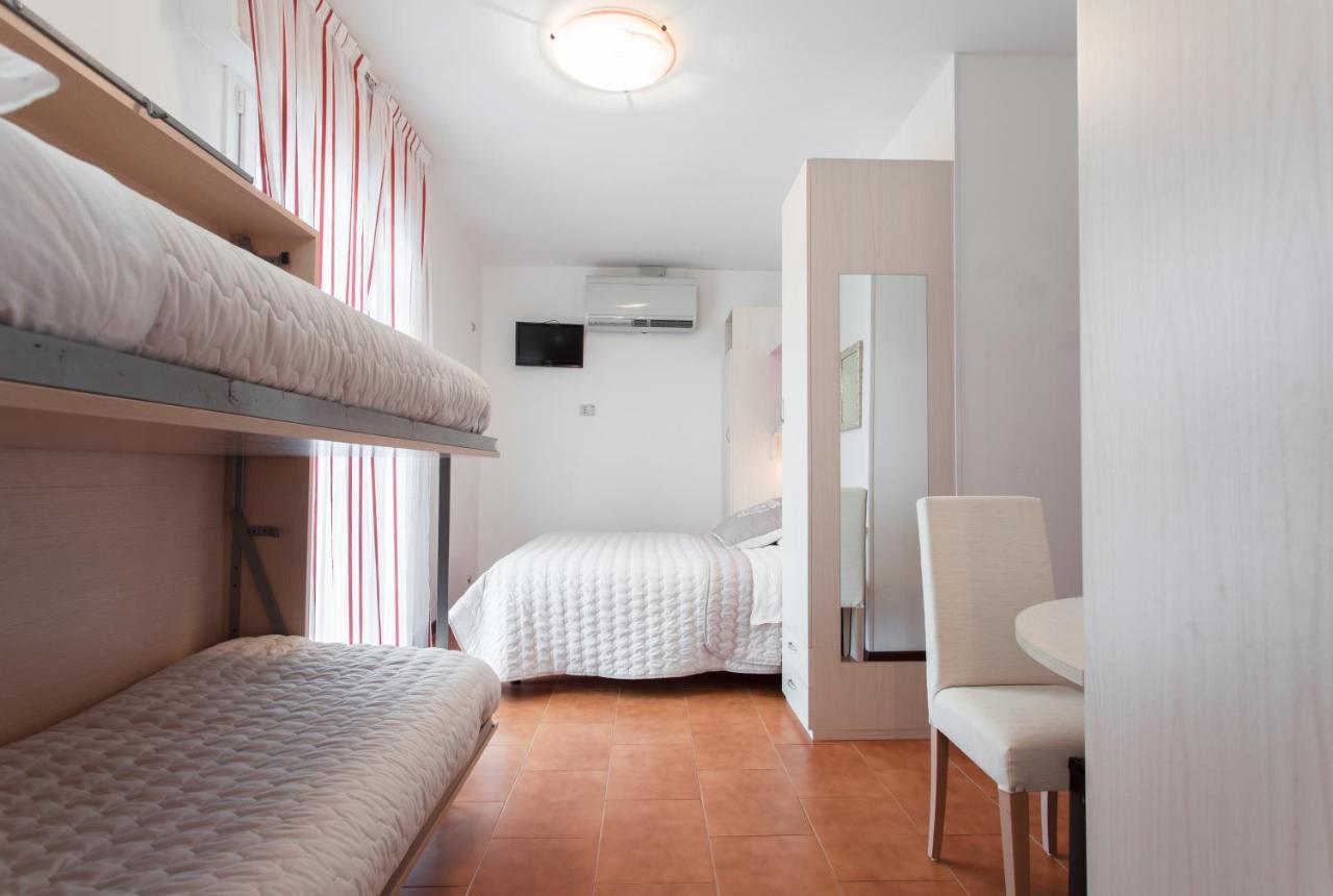B&B Airone Cervia - Camere E Appartamenti Ngoại thất bức ảnh
