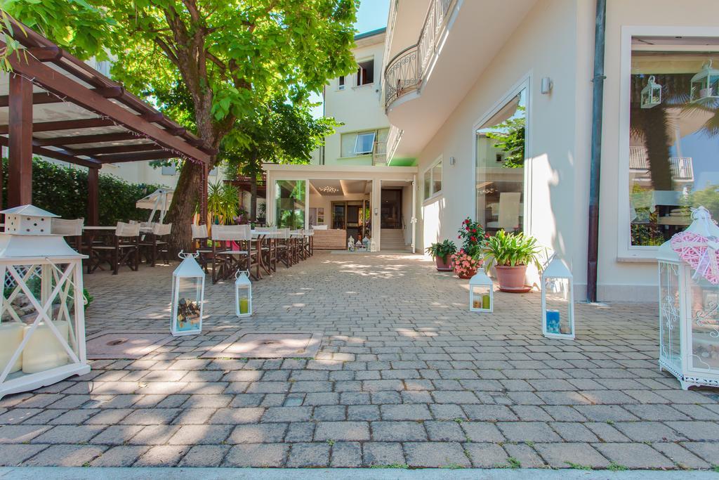 B&B Airone Cervia - Camere E Appartamenti Ngoại thất bức ảnh