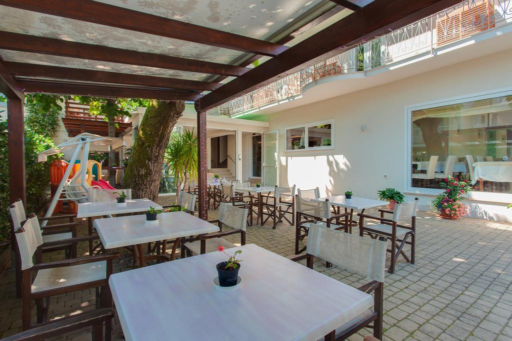 B&B Airone Cervia - Camere E Appartamenti Ngoại thất bức ảnh