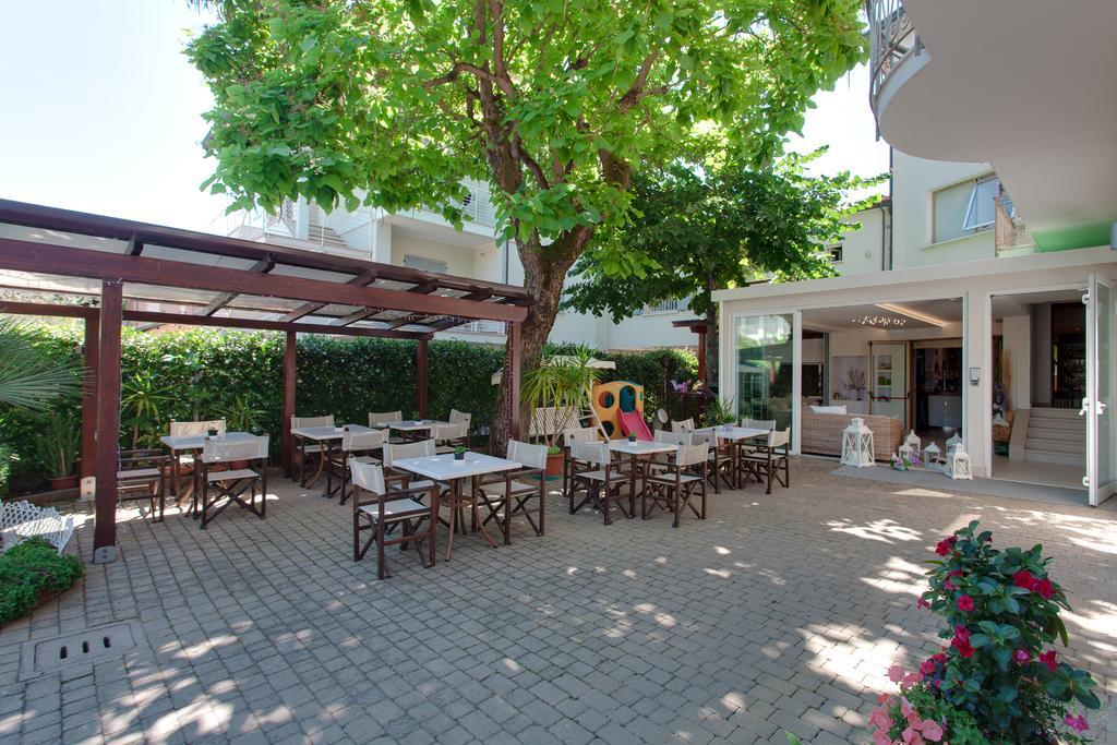 B&B Airone Cervia - Camere E Appartamenti Ngoại thất bức ảnh