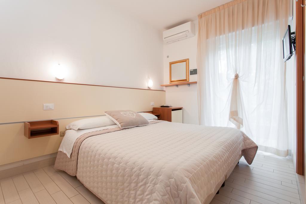 B&B Airone Cervia - Camere E Appartamenti Ngoại thất bức ảnh